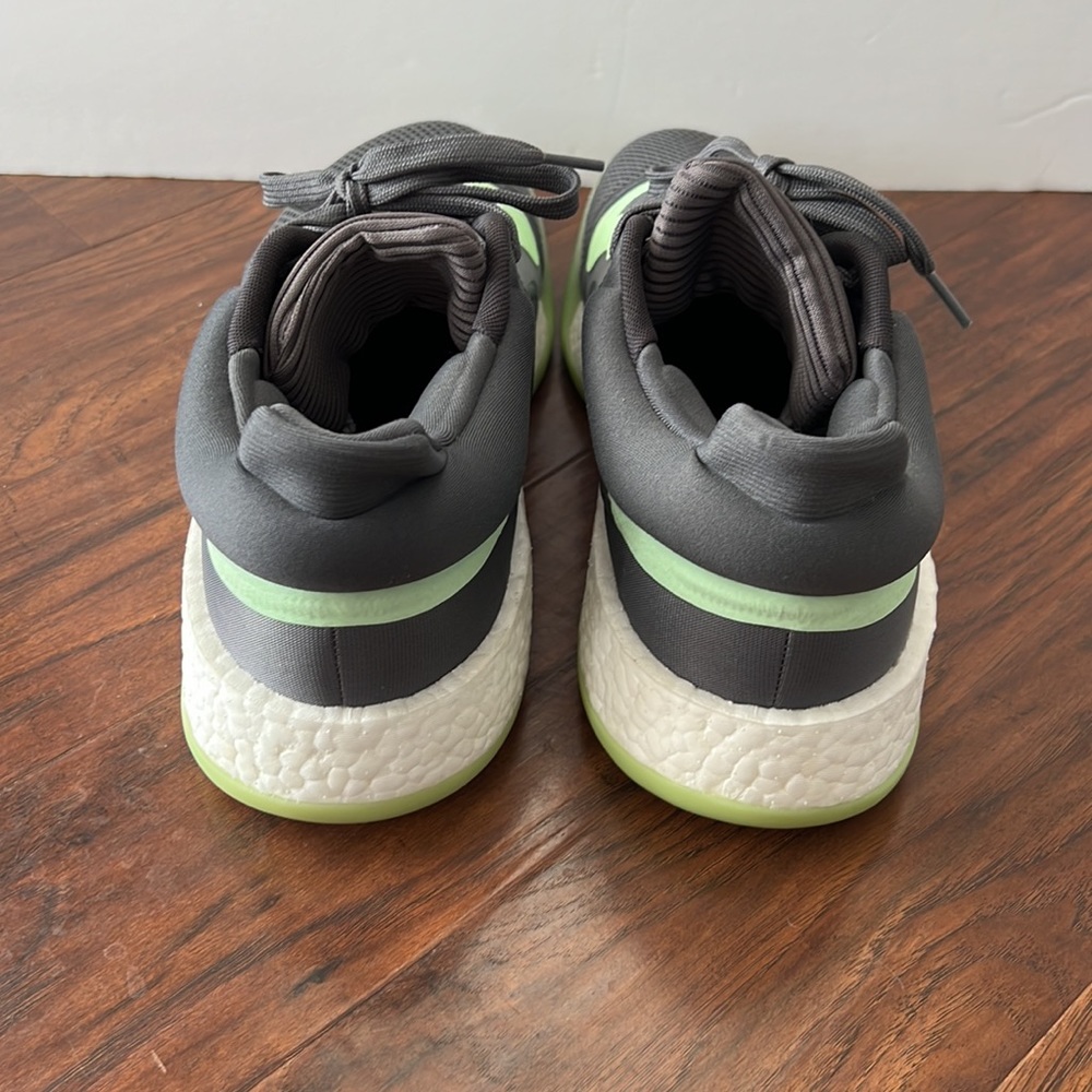Adidas Men’s 14 Gray & Green Athletic Sneakers NWOT - Picture 4 of 7